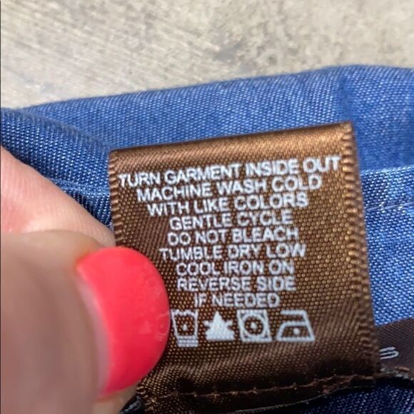 Multiples L/S Embroidery Chambray Top Size S - Picture 5 of 9